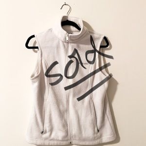 Columbia vest